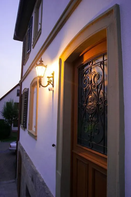דירה Geisfeld  Exklusive Ferienwohnung Geisfeld גרמניה